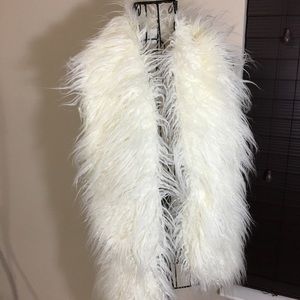 NWT Faux Fur Scarf